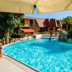 Hotel Bristol